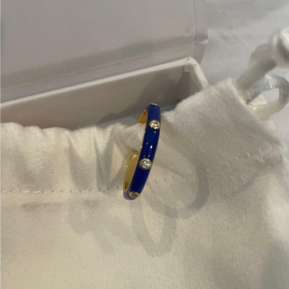 Soflo blue ring